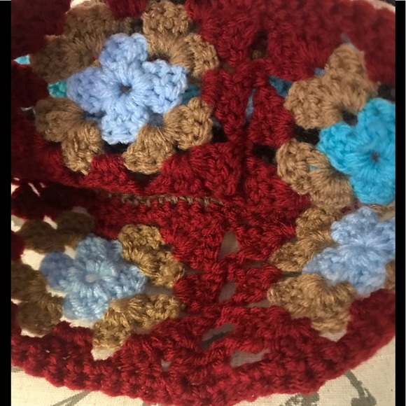 Rare VTG Handmade Baby Crochet Flower Hat - Picture 4 of 5